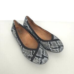 Vionic Caroll Snake Print Orthotic Ballet Flats Size 9